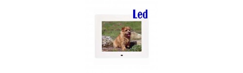 Digital photo frame
